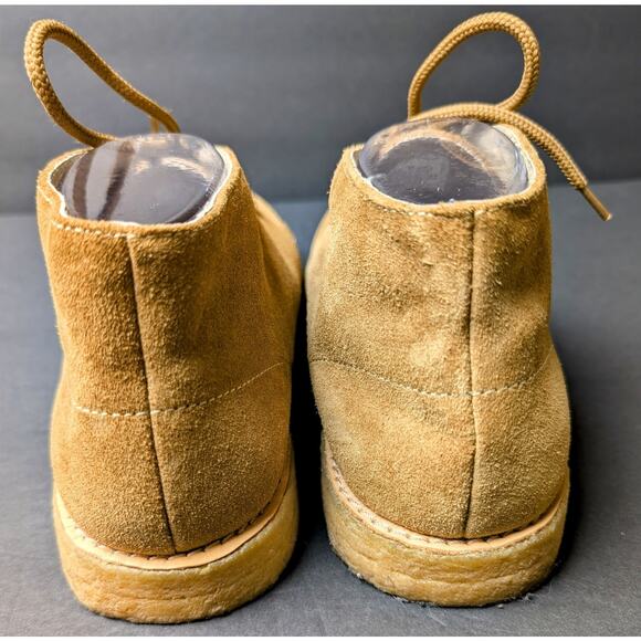Vtg Easy Times Chukka Boots MENS SIZE 9D Tan Suede Leather Mocs Gum Bottom Soles - Picture 4 of 11